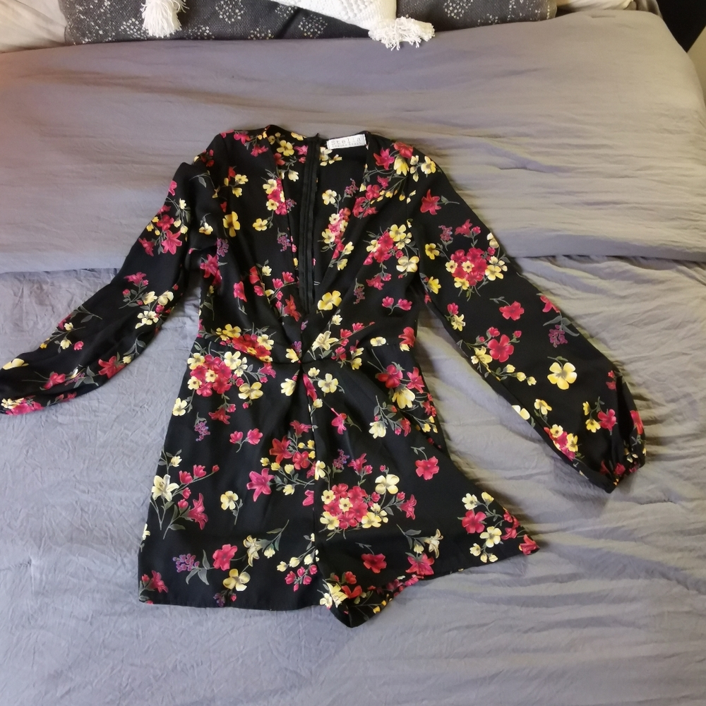 Stella Laguna Beach Long Sleeve Romper Floral